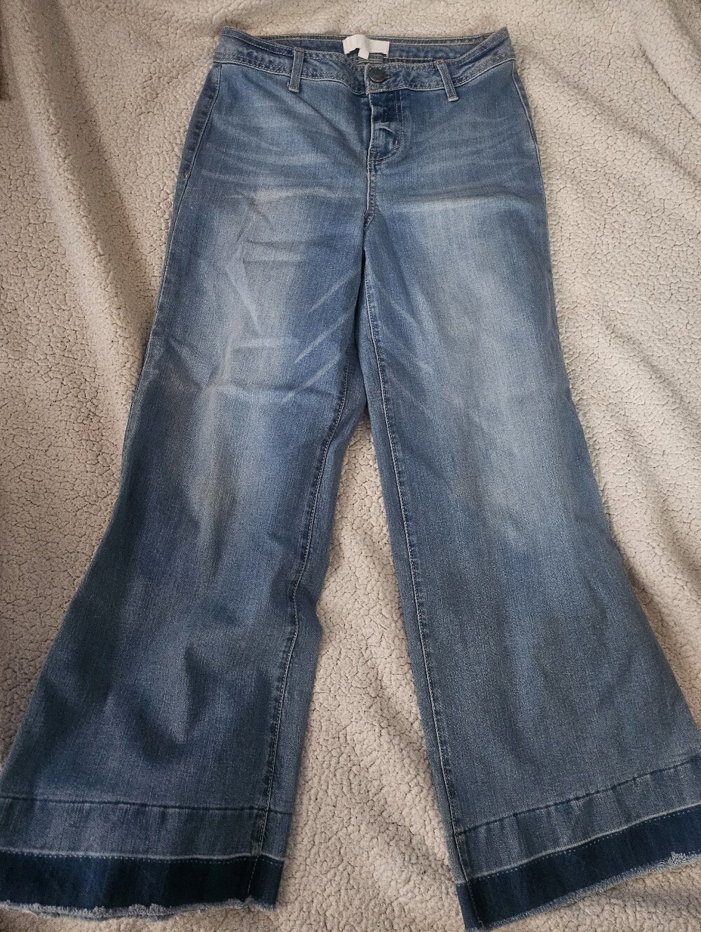 1822 Denim Women's Wide Leg Faded Blue Jeans